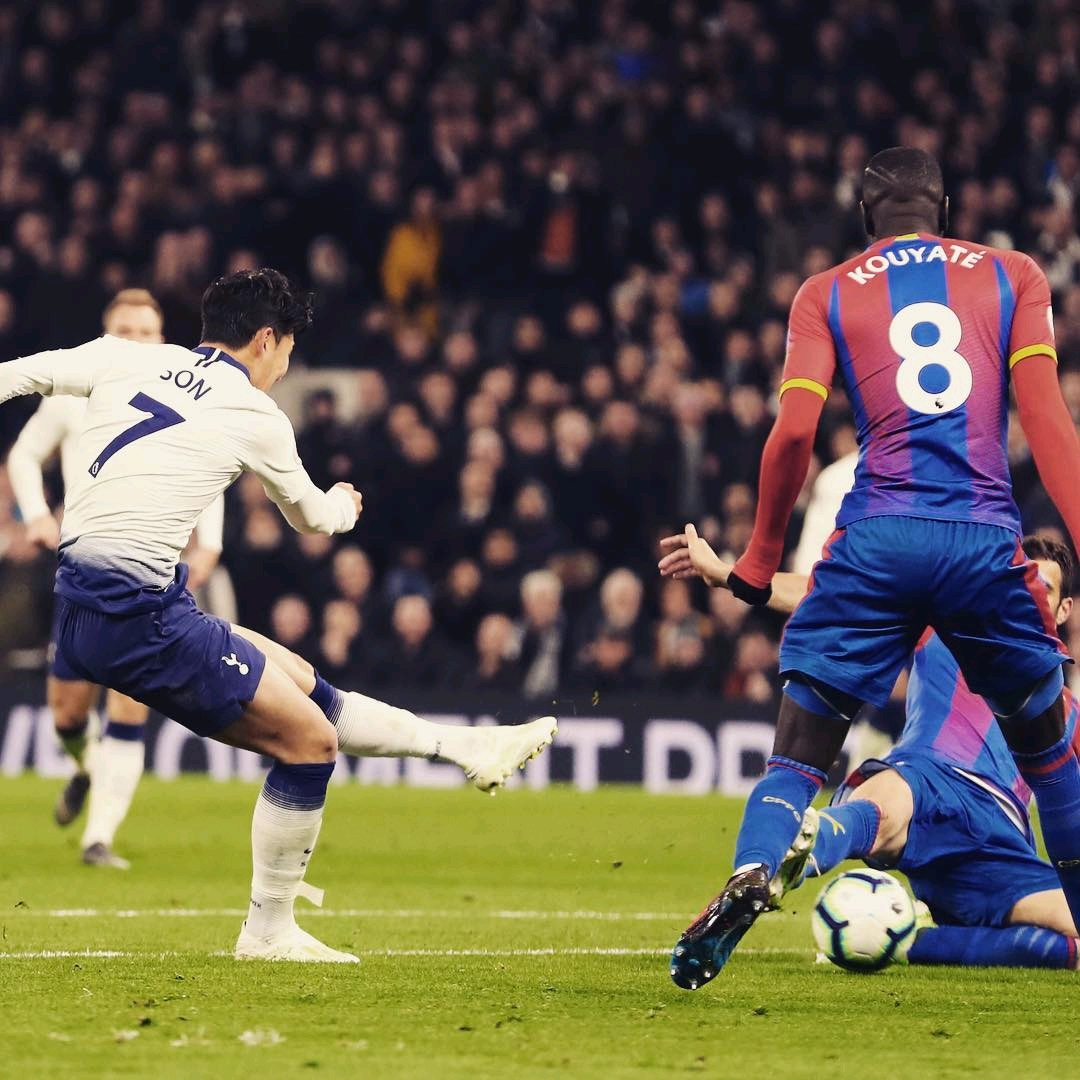 场上英勇无 场上英勇无